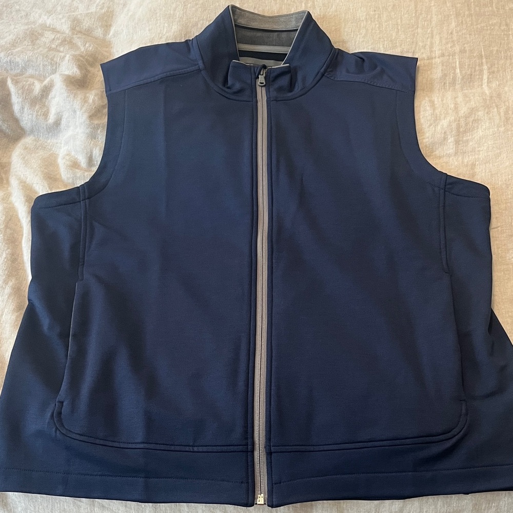 Vineyard Vines vest